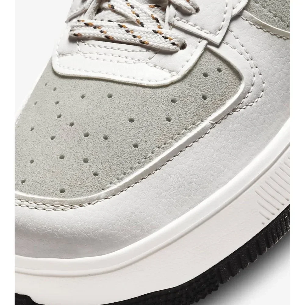 🔥SUNDAY SALE🔥 Nike Women's Sneakers - White, Gray, Orange, Brown